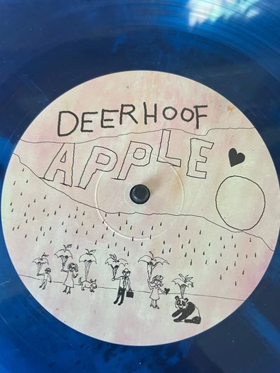 Deerhoof - Apple O'