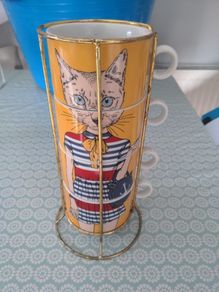 QUEENWEST Trading Company 4 RARE stackable mugs in a stand.Cat cups artistic chic.