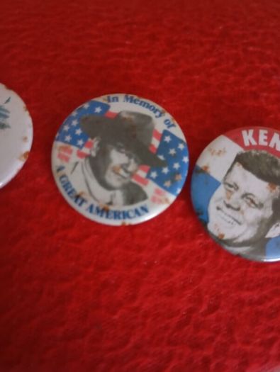 JFK original voting pins badges