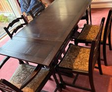 Jaycee Antique Extendable Dining table & chairs