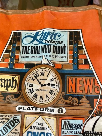 1970s 80s Quality St Bernard Dunnes PVC Apron with Cotton Ties Charing Cross Station