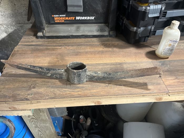 Pickaxe head