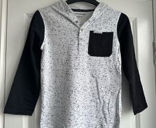 Boys Calvin Klein hoodie - Age 7