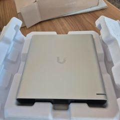 Ubiquiti UniFi CloudKey Plus