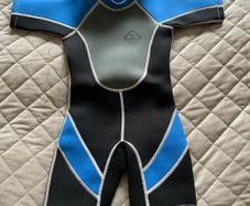 wetsuit age 5-6