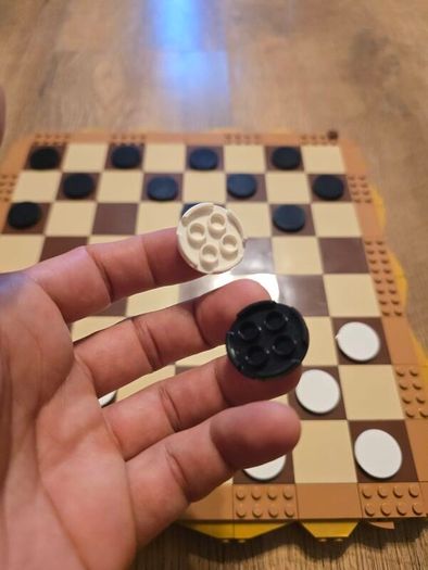 LEGO - Traditional Chess Set