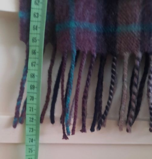 Royal Mile Scotland Scottish Experience lambs wool scarf in very good condition with no issues 29cm x 140cm FREE STANDARD POSTAGE INCLUDED
