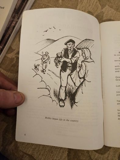 Greyfriars Bobby  The Illustrated True Story Of. By John Mackay. First Edition 1968. Paperback In Good Condition.  See Photos For Same.