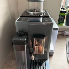 De longhi Rivelia coffee machine