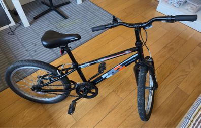 Apollo Switch Junior Hybrid Bike 20 inch Wheel Great Condition Santry