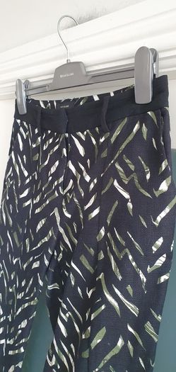 RIVER ISLAND ladies printed trousers Sz 8R UK
