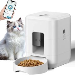 Automatic pet feeder