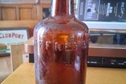 T.r.caffrey Belfast Swingtop Bottle