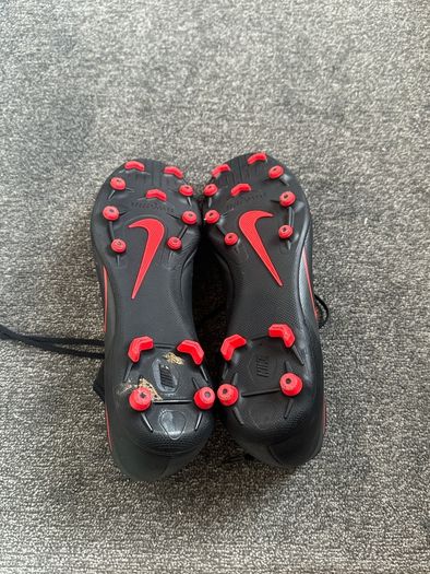 Nike boots