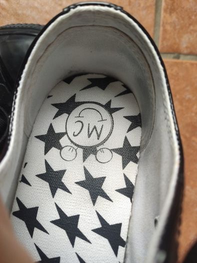 Converse x Miley Cyrus Chuck Taylor All Star Low Patent Stars Black  UK 6