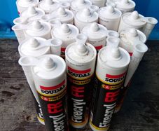 Brand New SOULDAL FIRECRYL FR fire-resistant Acrylic Sealant 28pcs