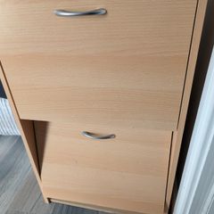 Shoe cabinet