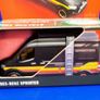 Matchbox Moving Parts Mercedes-Benz Sprinter, new. Image 2