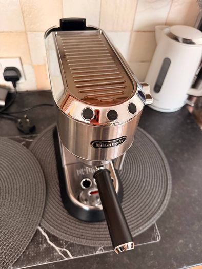 Delonghi Dedica Coffee Machine