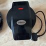Waffle maker with 3 attachments Image 2