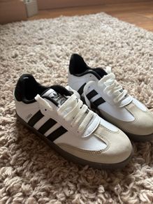 boys runners size 1 and 2