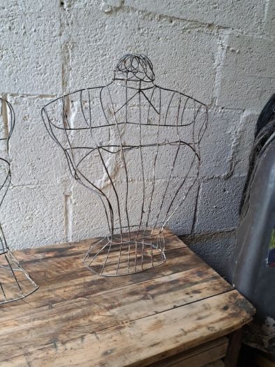 Vintage 50's Wire Bust's