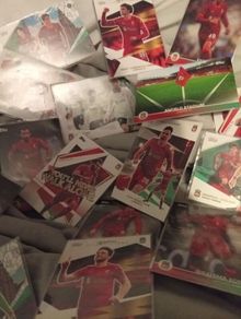 25 Liverpool soccer cards year 2022