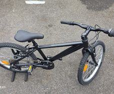 Raleigh 20inch Kids Mountain Bike   Like New