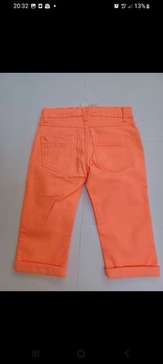 New Girls Knee Shorts and Vest Age 8-9