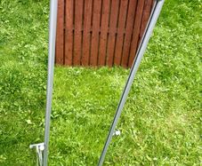 Freestanding mirror