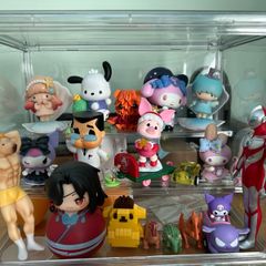Different types of figurines