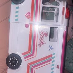 Barbie ambulance