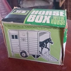 Britains Horse box 9547 mib