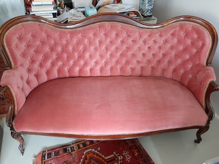 Victorian settee