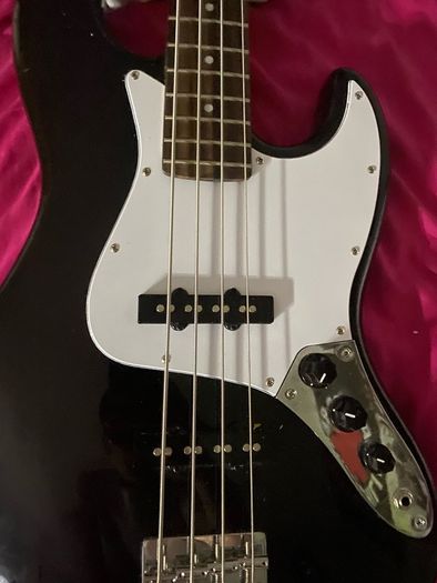 Swapping For Different Guitar Or Bass