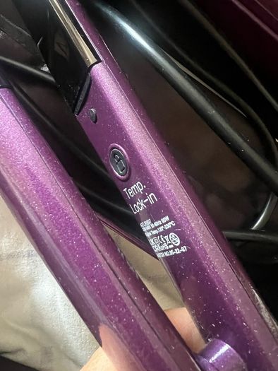 VODUZ hair straightener