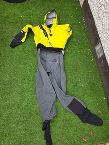 nrs navigator drysuit