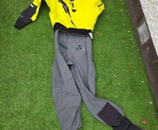 nrs navigator drysuit