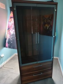 display cabinet