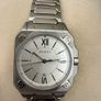 Gucci g-flat watch Image 8