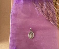 Sterling silver Miraculous Medal brand new