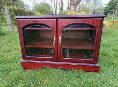Vintage TV Stand