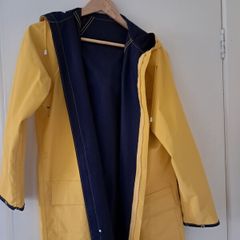 yellow raincoat