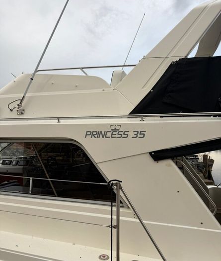 Princess 35