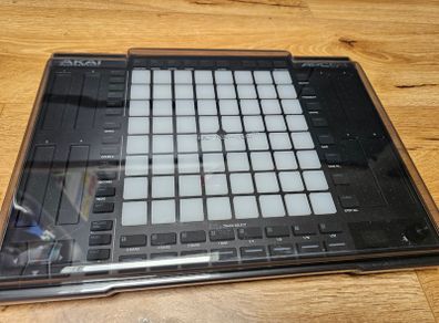 Akai APC 64 with Decksaver
