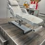 Professional beauty chair Image 4