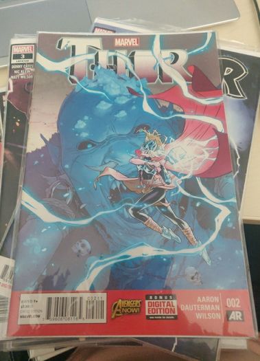 Thor comic lot 30 comics