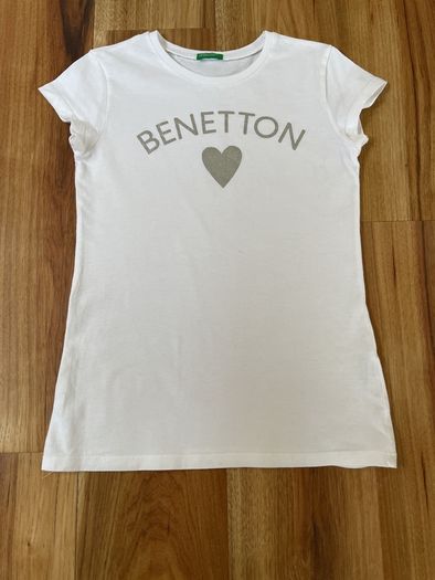 Benetton t shirt age 8-9
