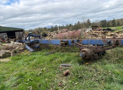 Chassis and axle trailer