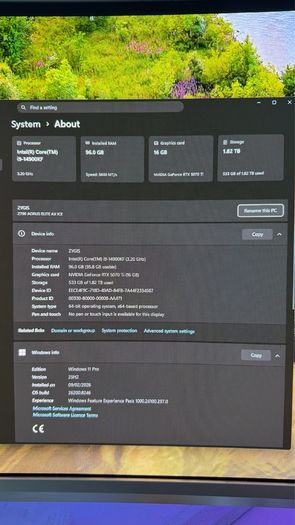 49 OLED RTX 5070ti i9 work/gaming setup